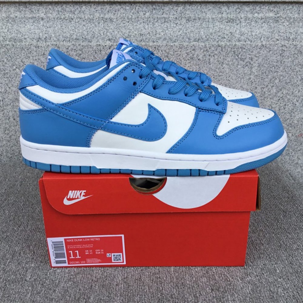 Nike Dunk Low x UNC Sneakers